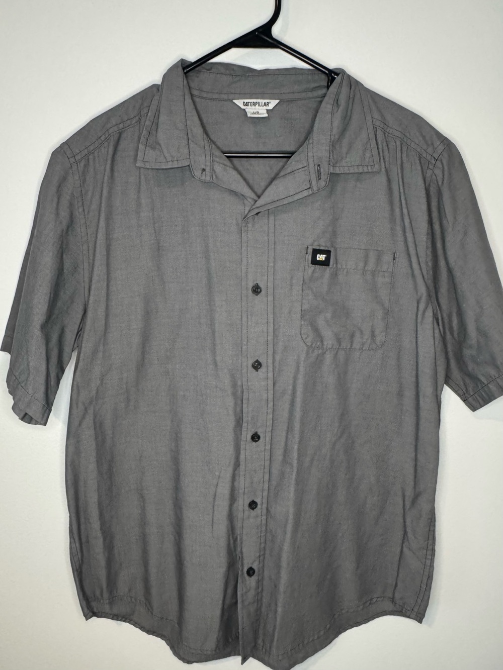 Caterpillar CAT Work Shirt Men’s Large Gray Short Sleeve Button-Up Pocket